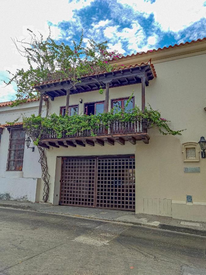 Morros Con Acceso Directo A La Playa *