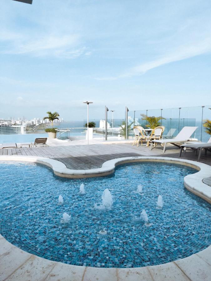 Morros Con Acceso Directo A La Playa *