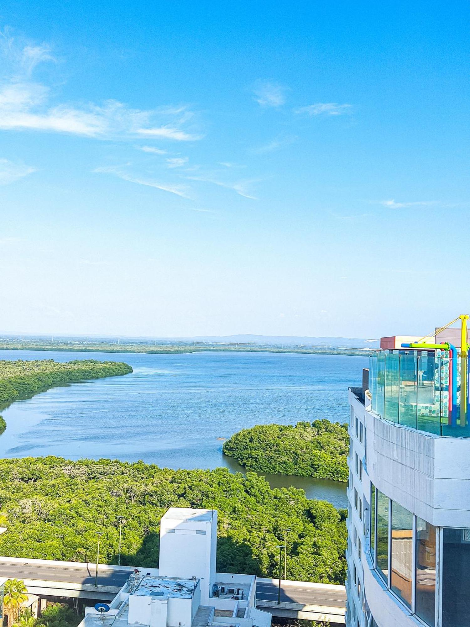 Morros Con Acceso Directo A La Playa *